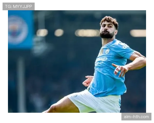 格瓦迪奥尔表现稳健,成球队防线核心力量 格瓦迪奥尔表现稳健,成球队防线核心力量